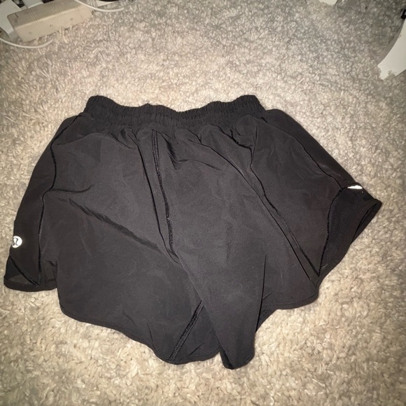 Size 2 Lulu black shorts 4” in. perfect condition - Picture 2 of 3